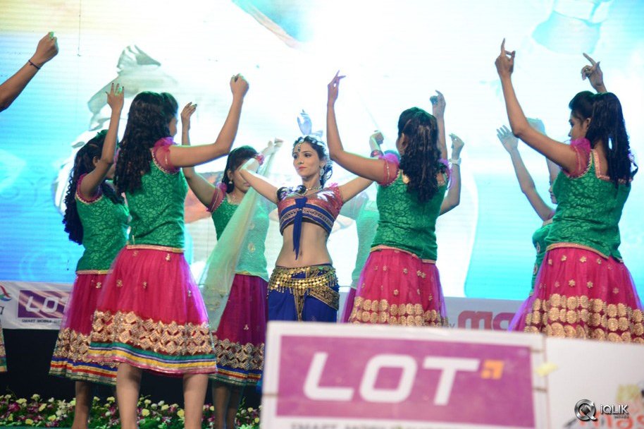 Son-Of-Sathyamurthy-Movie-Audio-Launch